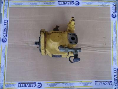 Pompe hydraulique pour Caterpillar 735 en vente par CERVETTI TRACTOR Srl